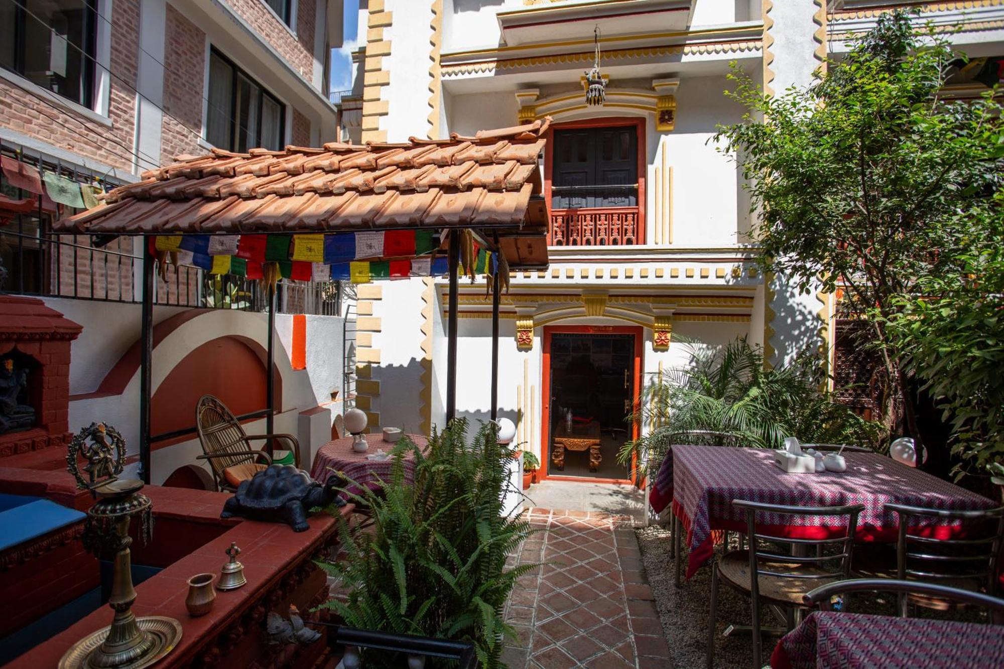 Kathmandu Boutique Hotel Exterior photo